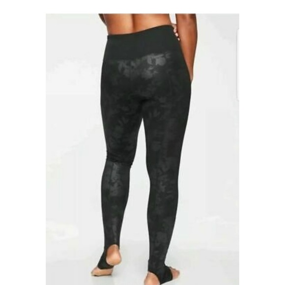 Athleta Barre floral  stirrup tights size small - Picture 2 of 6